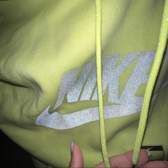 NIKE HOODY NEON GREEN - Picture 8 of 9